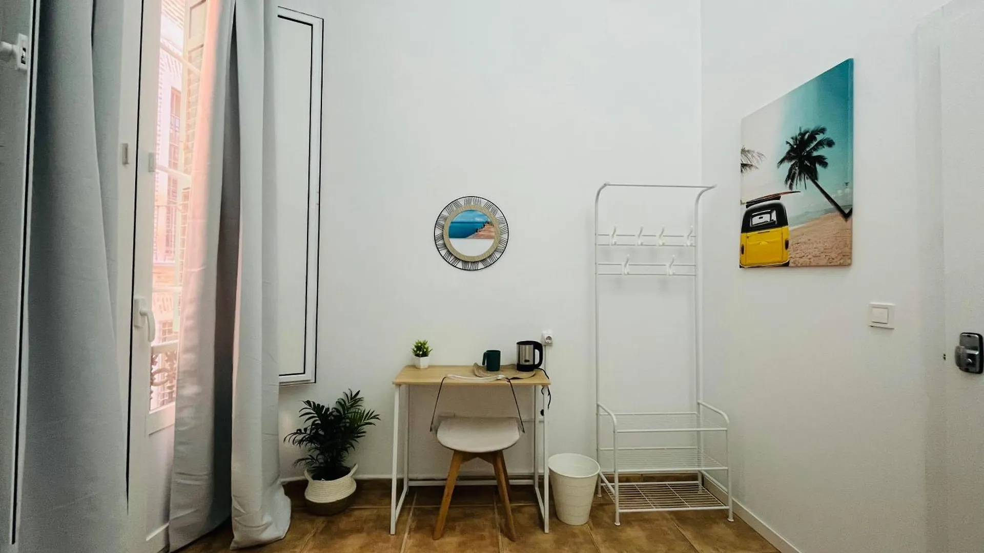 Malak-Rooms Malaga 0*,  Spain
