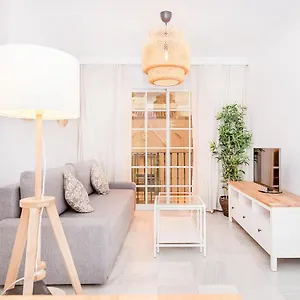 Bhost - La Maestranza Apartment